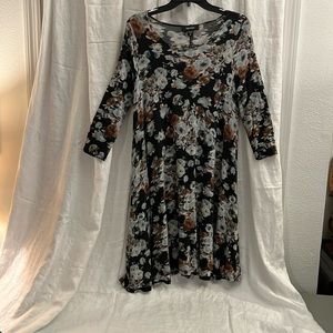 Karen Kane dress - multi colored on black background size medium